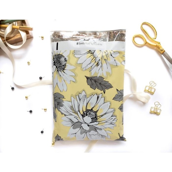 BOUTIQUE - 10X13 Polymailers - Picture 2 of 2